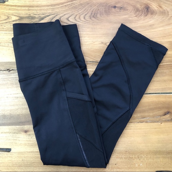 Lululemon Fast As Light Crop Black Full-On® Luxtreme 4 - Picture 8 of 13